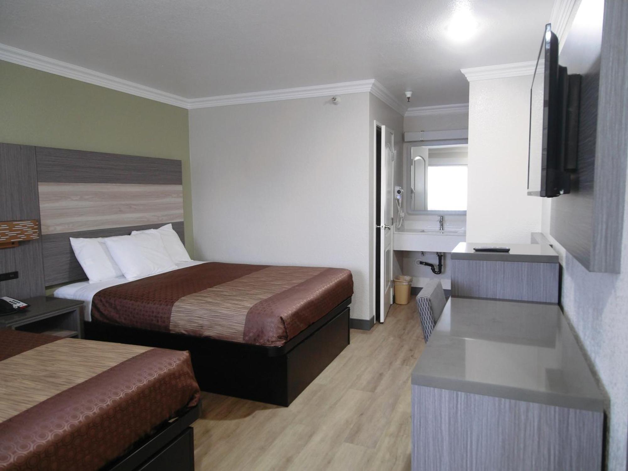 Americas Best Value Inn-Rialto Exterior foto